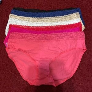Victoria Secret Hip Huggers Undergarments